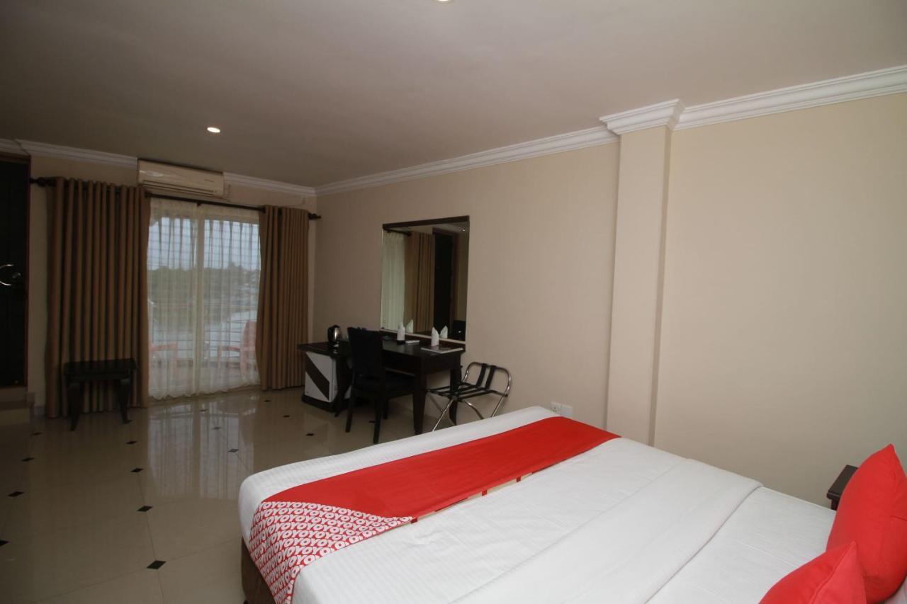 Oyo 317 Choy'S Waterfront Residence Negombo Exterior foto
