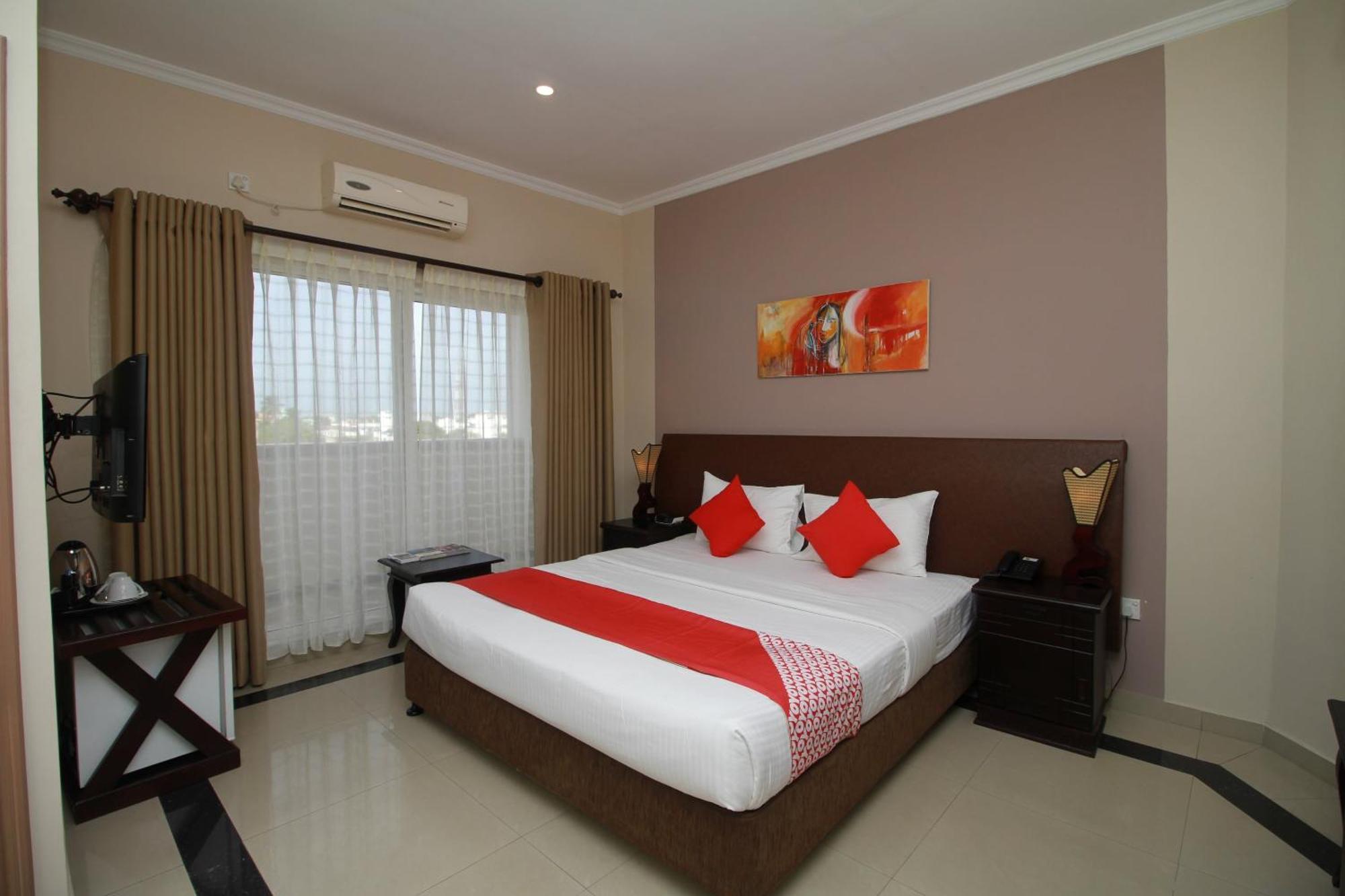 Oyo 317 Choy'S Waterfront Residence Negombo Exterior foto